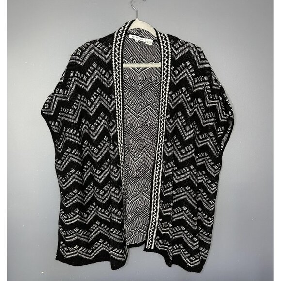 eight eight eight Sweaters - Eight Eight Eight Aztec Sweater Womens‎ XL Black White Open Poncho Knit Cardigan